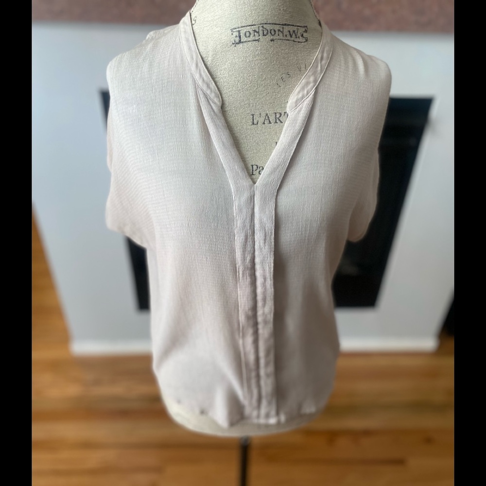 Lightweight top